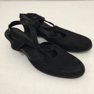 Arche Women's Black Slingback Cutout Leather Wedge Size 41